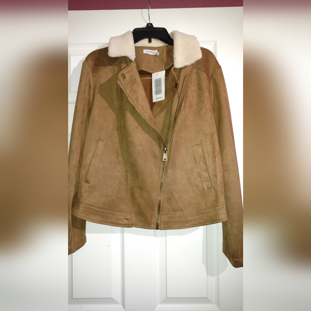 JustFab Jacket - Picture 3 of 8